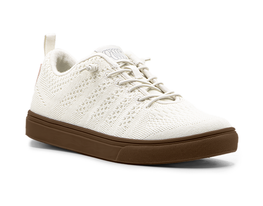 ice merino wool kiama with breathable fabric, brown sole, and back pull tab for easy wear.